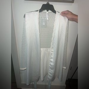 Flora Nikrooz Showstopper Robe - Size Small